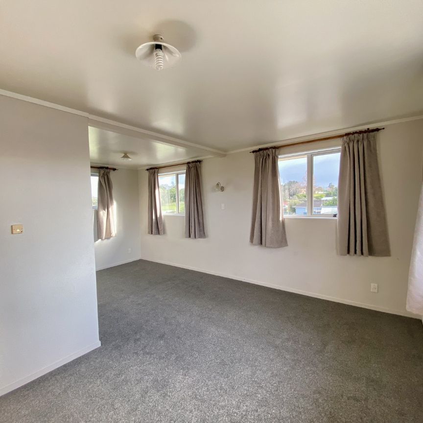 Tidy 3-bedroom Home Near Top Schools! - Photo 1
