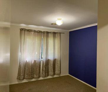 “Family Comfort in Prime Location” - Photo 4