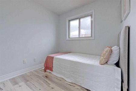 For Lease - 28 Rexdale Boulevard Unit# 19, Toronto, Ontario - Photo 5