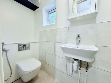 Old Oak Common Lane, East Acton, London, W3 7DT - Photo 4