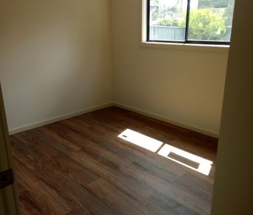 **Up to two weeks rent free! - Photo 4