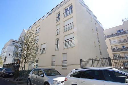 Apartment - Photo 2