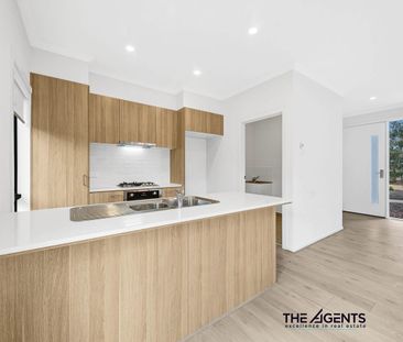 **For Lease: Modern Townhouse in Prime Truganina Location!** - Photo 4