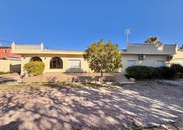 Alquiler de casa o chalet independiente en Calle Galicia