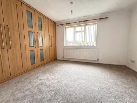 2 bedroom semi-detached house to rent - Photo 2
