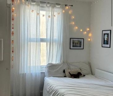 1 bedroom in a house share to rent - Photo 6