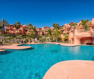 Atico en alquiler en Estepona - Photo 3