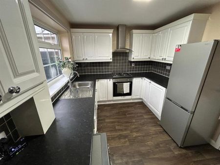 2 bedroom terraced house to rent - Photo 5