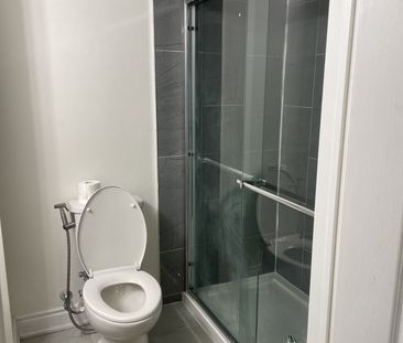 For Lease - 30 Roulette Crescent, Brampton, Ontario - Photo 3