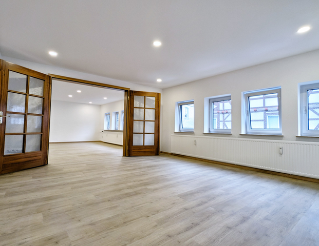 Großzügige, kernsanierte Wohnung in Lauterbach - Foto 1