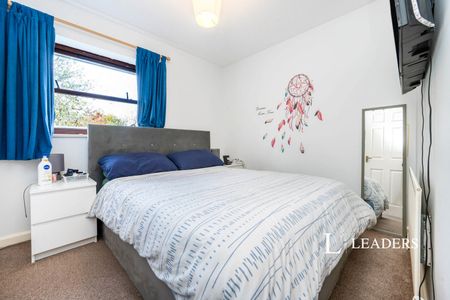 2 bedroom house to rent Newbridge Oval, Emerson Valley, Milton Keynes, MK4 - Photo 2