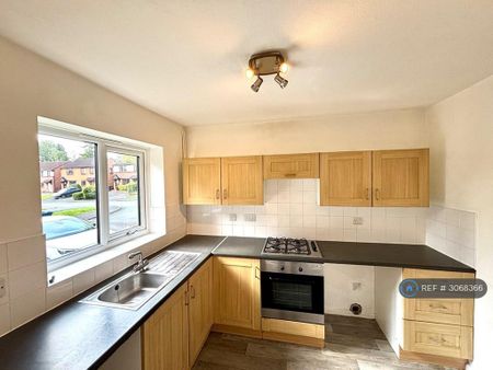2 bedroom end of terrace house to rent - Photo 5