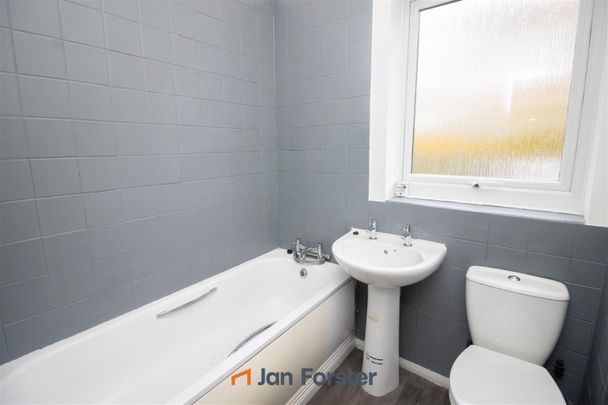 2 Bedroom Flat - Ground Floor - Photo 1