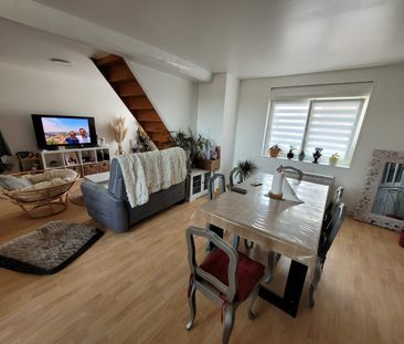 Location Appartement 2 pièces 62m² LAMBRES LEZ DOUAI 59552 - Photo 2