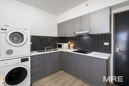 302/39 Lonsdale Street, East Melbourne - Photo 3