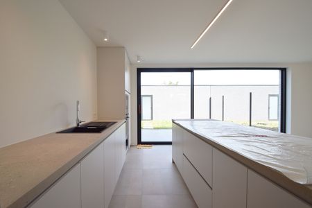 Luxueus afgewerkte nieuwbouwwoning met 3 slaapkamer te Jonkerhove - Photo 2
