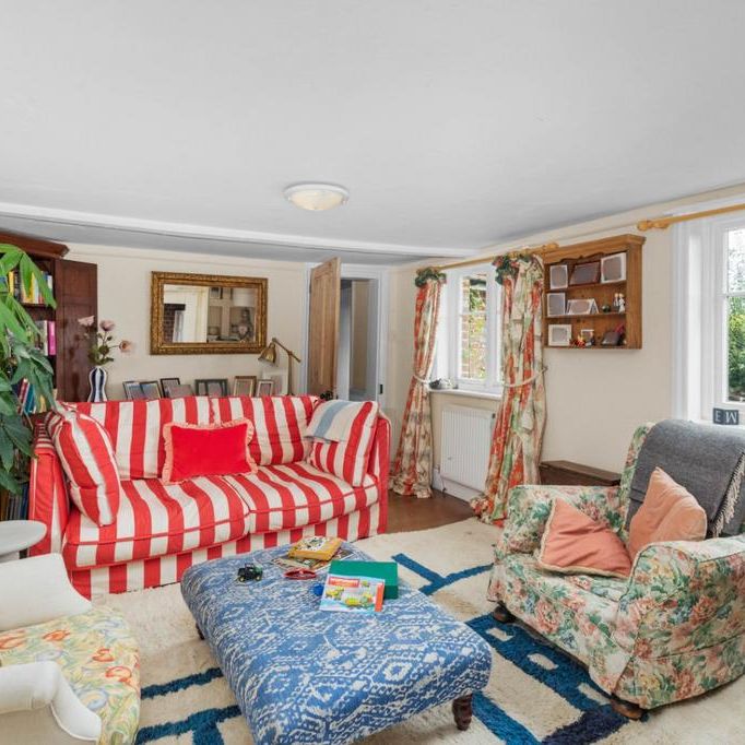 5 bedroom detached house to rent - Photo 1