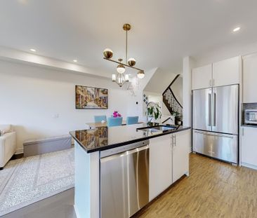 For Lease - 66 Drizzel Crescent, Richmond Hill, Ontario - Photo 2