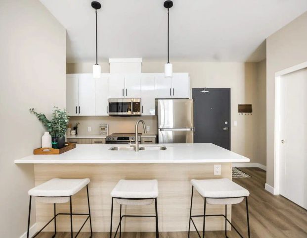 Sol at Aurora — 1 Bedroom, 1 Bathroom + Den - Photo 1
