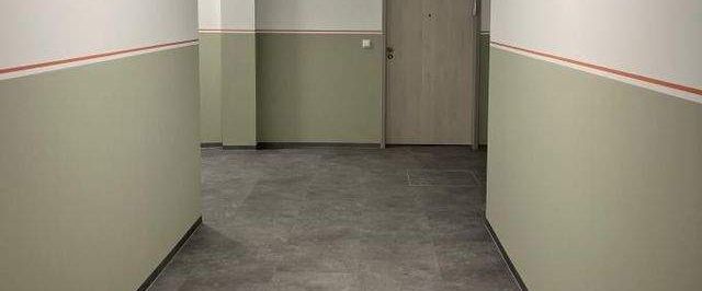 Rollstuhlgerechte Wohnung mit Fußbodenheizung, edlem Bad, moderner EBK, Terrasse! - Foto 1