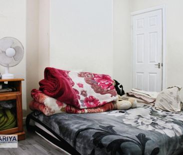 3 bedroom terraced house to rent - Photo 6