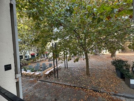 AVIGNON - PLACE DES CORPS SAINTS -T2, - Photo 5