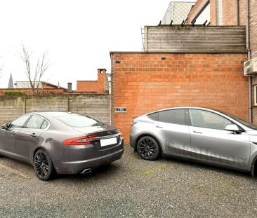 Appartement met twee slaapkamers, terras en autostaanplaats in het ... - Photo 1