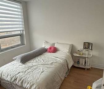 Hurontario St & Elm Dr Brand New 1Bdrm Prime Location Modern Living - Photo 1