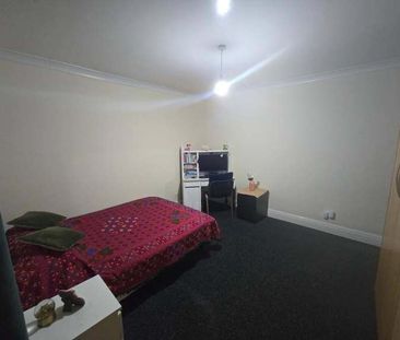 Room in a Shared House, Fairholme Road, IG1 - Photo 5