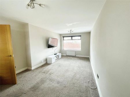 2 bedroom end of terrace house to rent - Photo 5