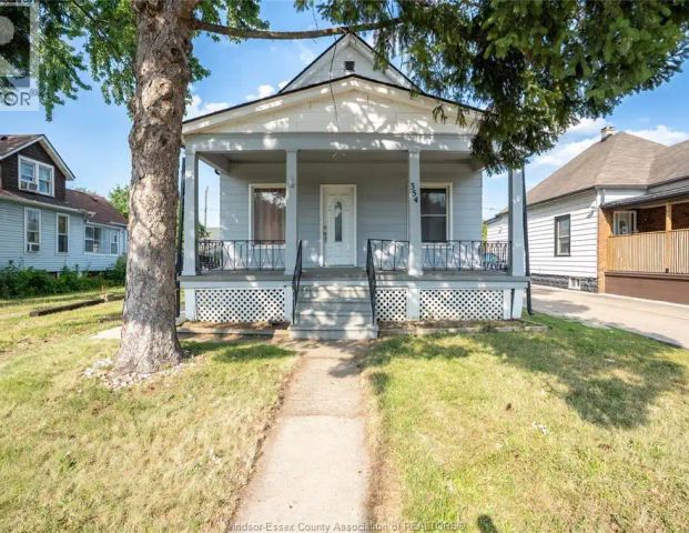 354 CURRY AVENUE — 4 Bedroom - Photo 1