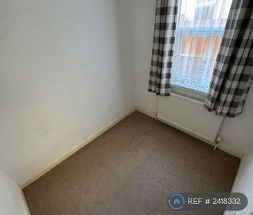 2 bedroom maisonette to rent - Photo 3