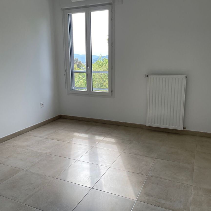 Appartement 41 m² - Face Hopital Clavary - Photo 1