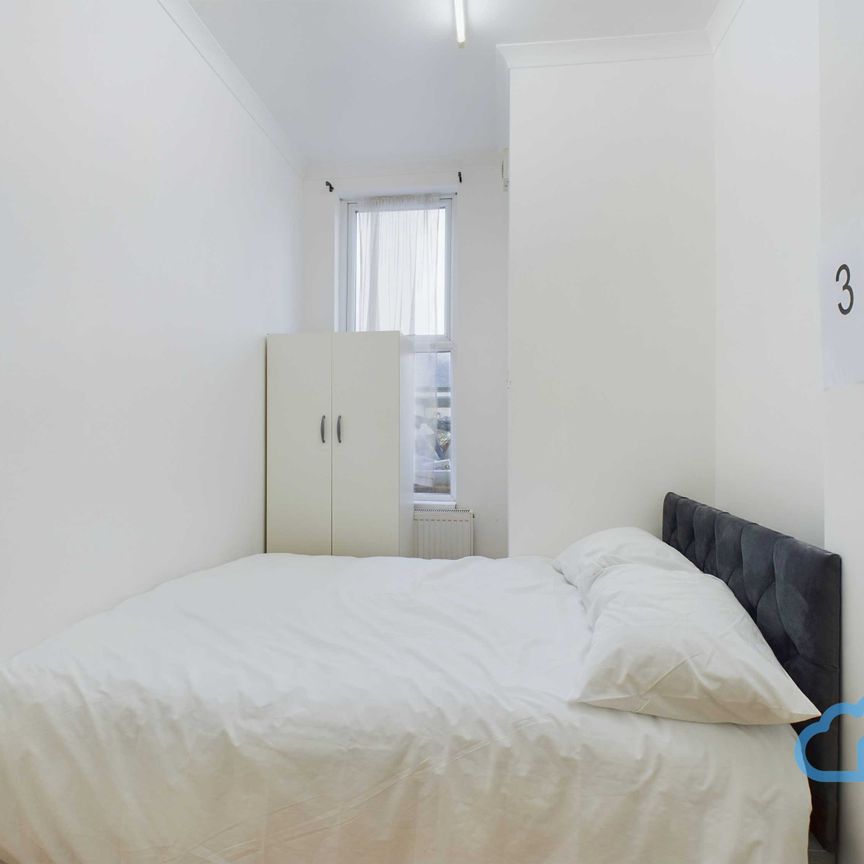 RM3 Plashet Road | Plaistow | London | E13 0PU - Photo 1