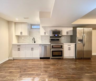 For Lease - 35 Valemount Way Unit# Lower, Aurora, Ontario - Photo 1