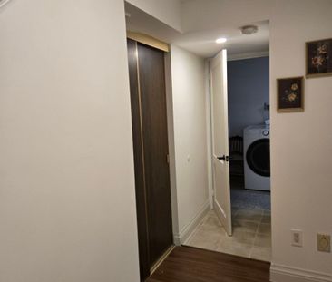 For Lease - 44 Bowshelm Court, Mississauga, Ontario - Photo 5