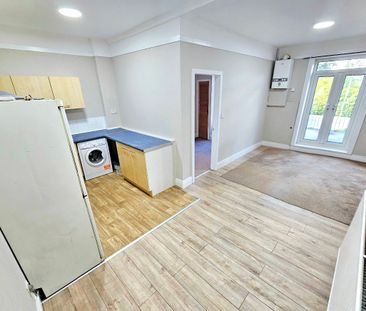 Fog Lane, Didsbury, Manchester, M20 - Photo 3