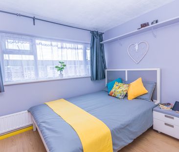 Five-Bedroom Shared House Near Heathrow! Room 3 - Photo 1