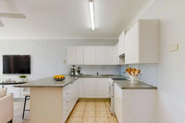 Inviting 2-Bedroom Home in the Heart of West End - Photo 1