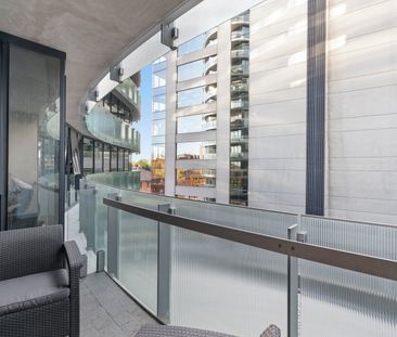 Luxurious and Spacious YVE One Bedroom - Photo 6