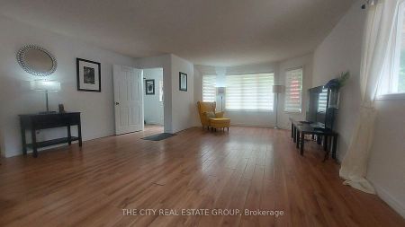 For Lease - 22 Pineway Avenue Unit# Main Floor, Georgina, Ontario - Photo 3