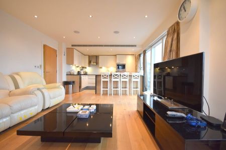 2 Bed Flat, Curtiss House, NW9 - Photo 5