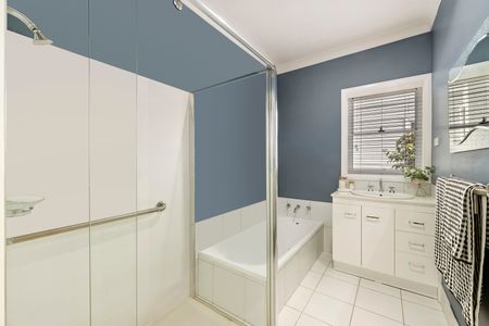 57 Desmond Street, Cessnock NSW 2325 - House For Rent | Domain - Photo 5