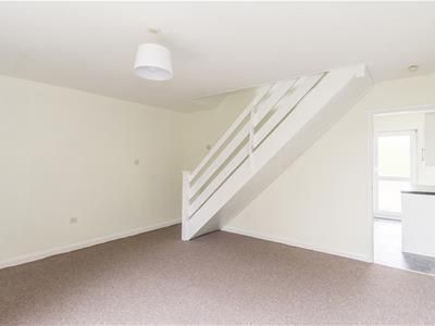 3 bedroom house to rent - Photo 3