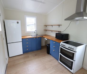 Charming Two-Bedroom Cottage for Rent in Mangapapa - Photo 1