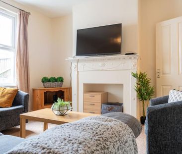 5 bedroom house to rent - Photo 1