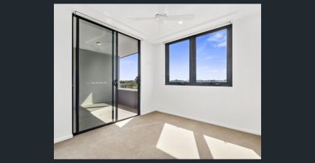 1x Bedroom PLUS an MPR Room! Air Conditioning + Roof-Top Pool. - Photo 3