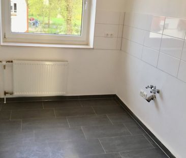 Wohnen in Hannover-Stöcken - Gemütliche 3-Zimmer-Wohnung mit Balkon - Foto 2