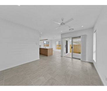 Union Street, White Rock - Photo 2