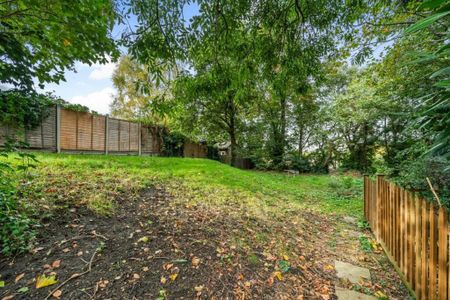 2 Bed Flat, Humber Road, SE3 - Photo 5
